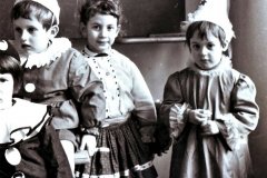 Asilo.1964.cinzia.mariagrazia.luciano.