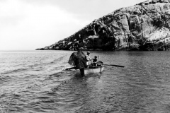 Fishermen, elba island, portoferraio, Tuscany, italy 1955. (Photo by: Touring Club Italiano/Marka/Universal Images Group via Getty Images)